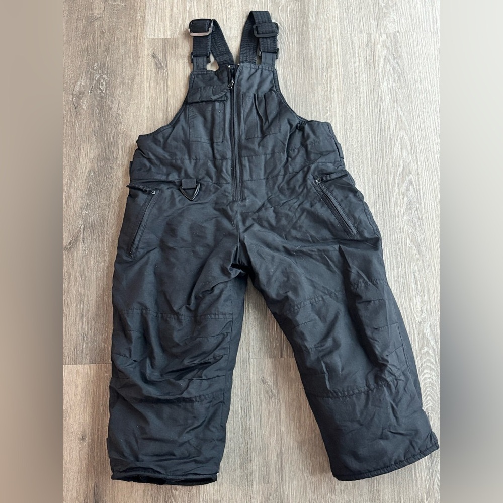 Outbrook Boys Black Snow Bib Overalls Sz 4 5